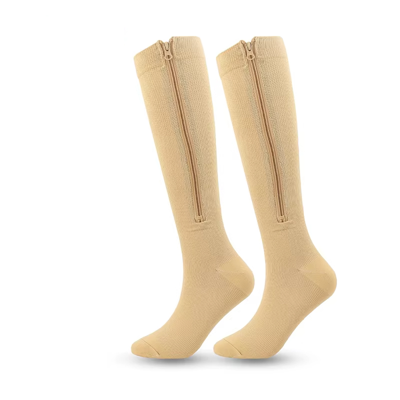 Stödstrumpor med dragkedja – för svullna ben & åderbråck Beige