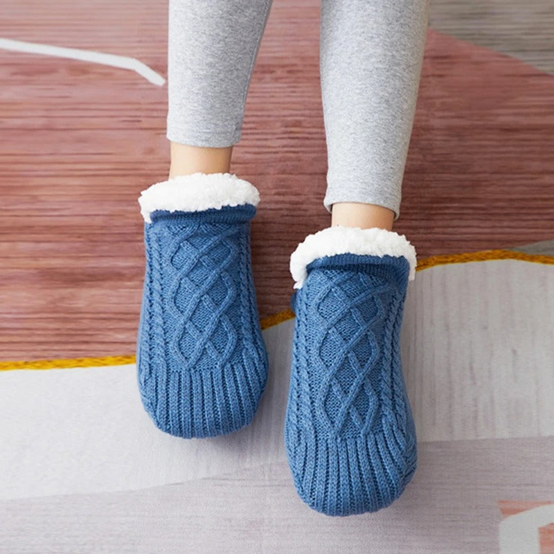 Toffelsockor med halkskydd – varma innesockor