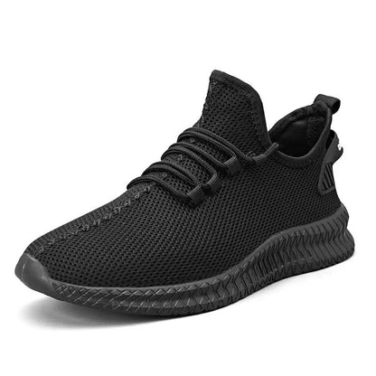 Sneakers med dämpande sula och luftig ovandel Svart